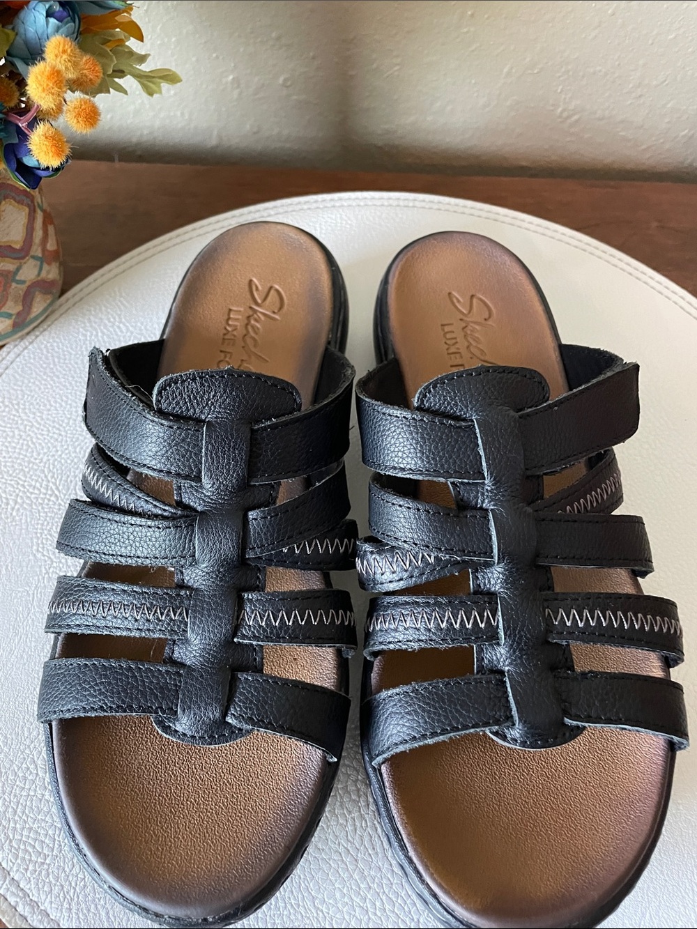 Skechers Luxe Foam Slip on Sandals Very Good Used Condition - Picture 12 of 12